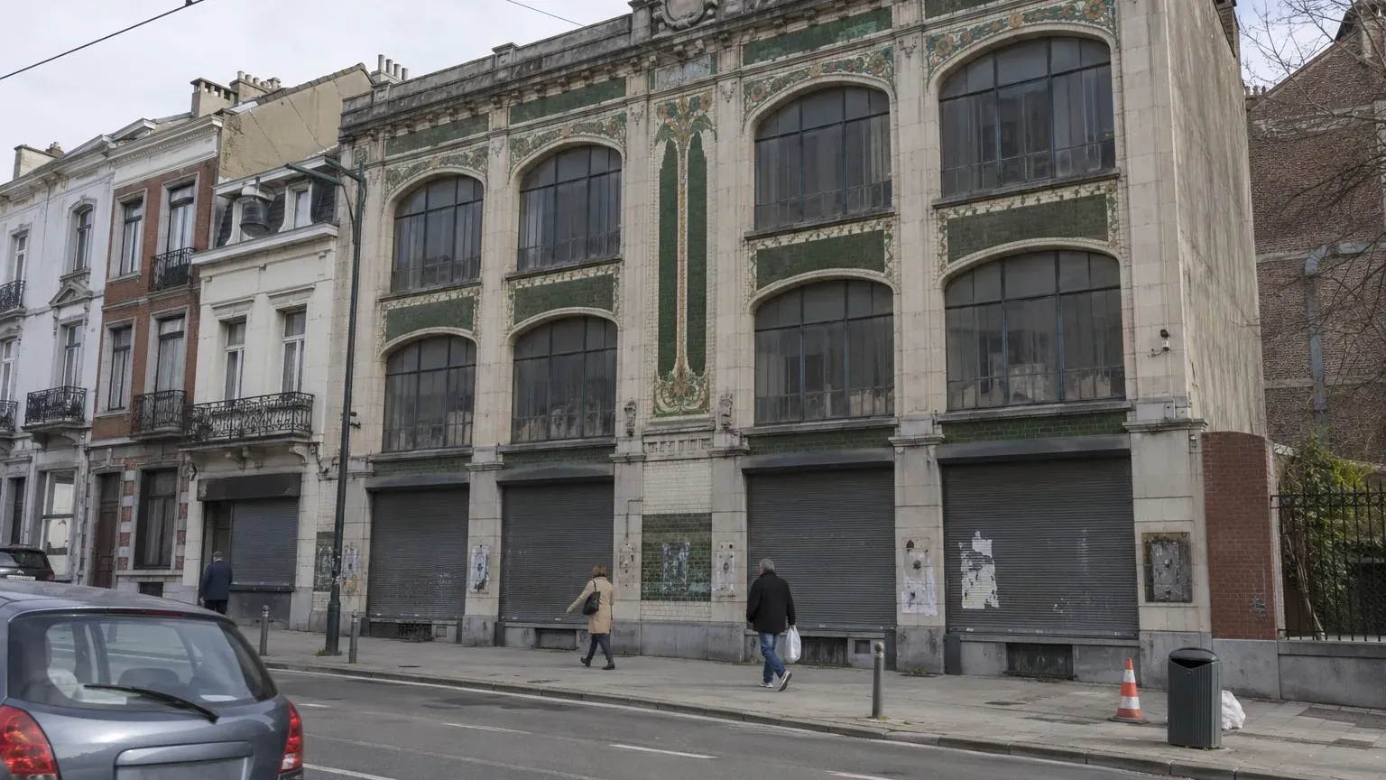 le-musee-du-chat-s-installe-dans-une-manufacture-de-porcelai-1791609333.webp